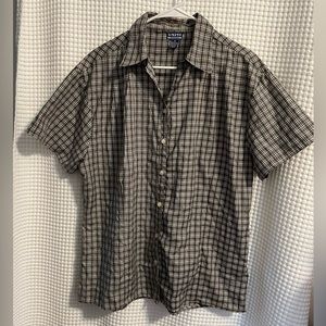 UNITI CASUALS Gray, black and white plaid blouse size 3X.